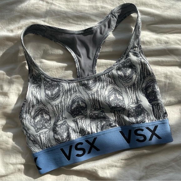 Victoria’s Secret Sports Bra 🐺 Wolves - Picture 5 of 6